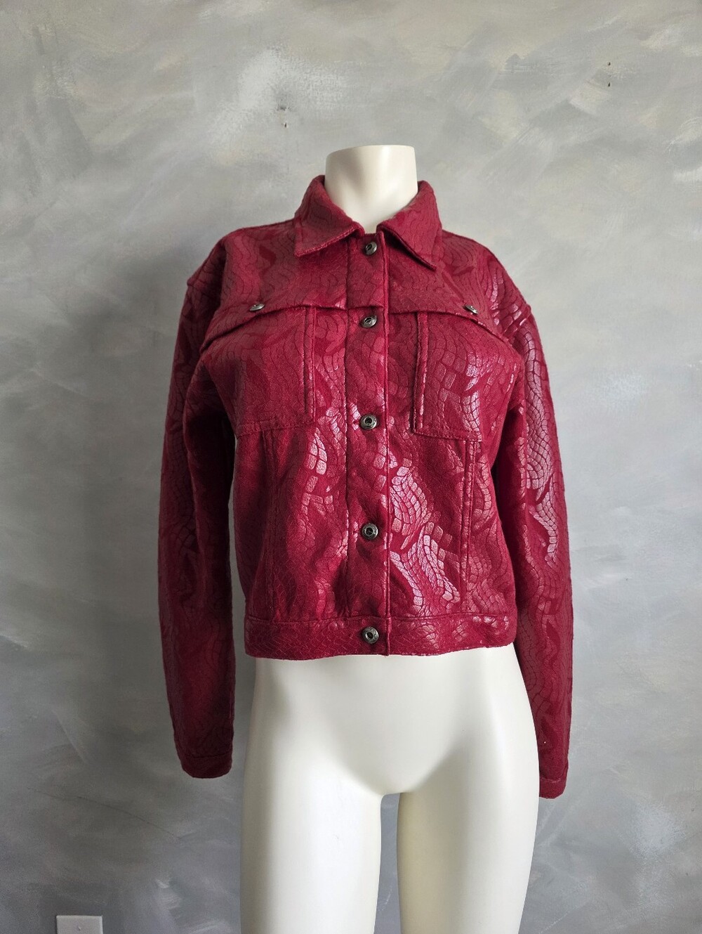 Vtg Fubu Red Faux Leather Textured Print Shine Cropped Jacket Button Up Sz 9/10